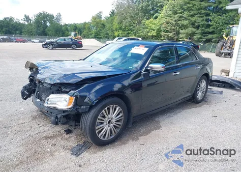 2014 Chrysler 300C Awd z USA, uszkodzony, nr VIN 2C3CCAKTXEH157768